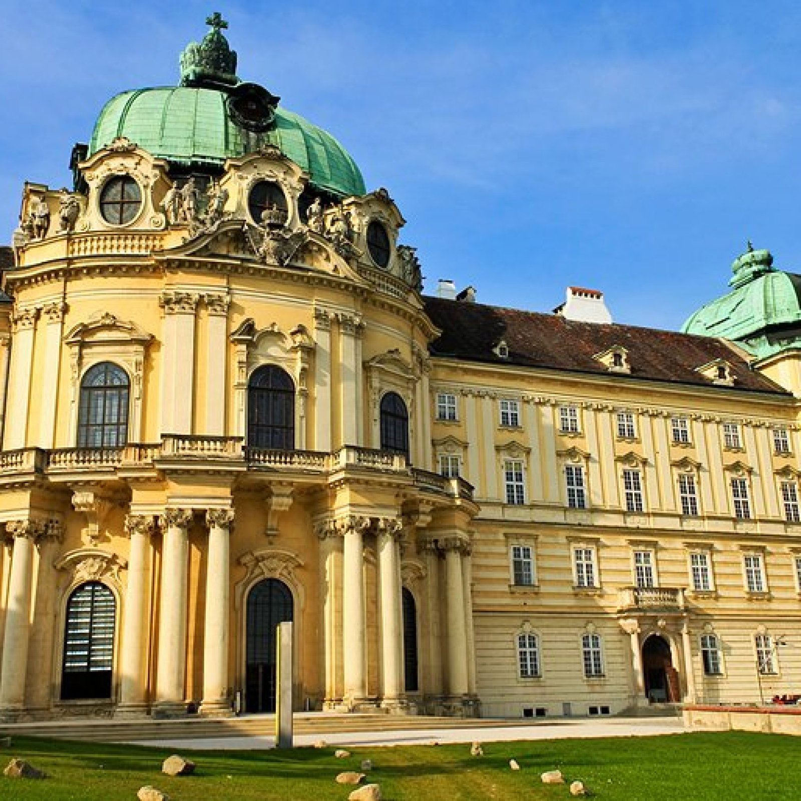 Klosterneuburg Abbey and the Verdun Altar