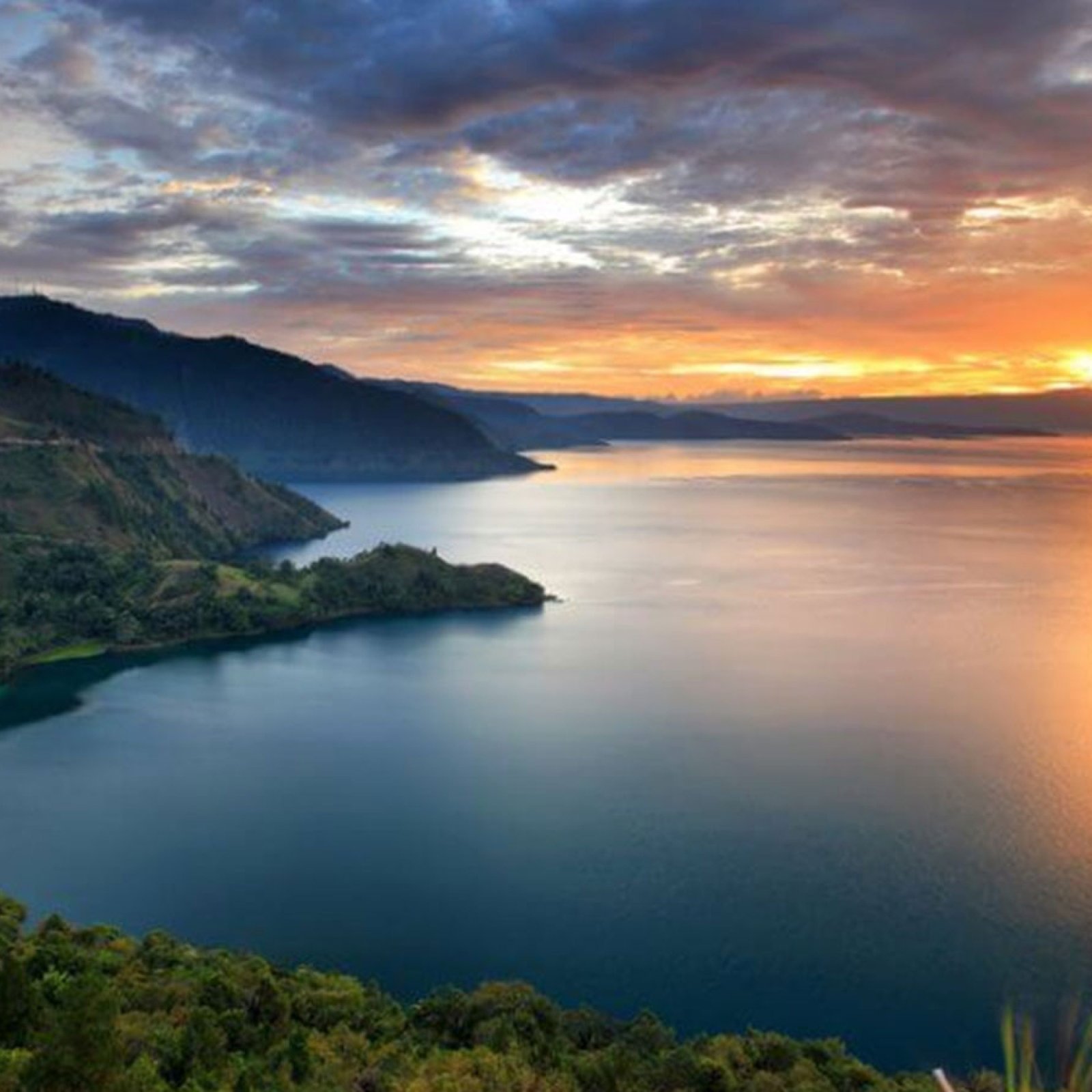 Lake Toba (Sumatra)