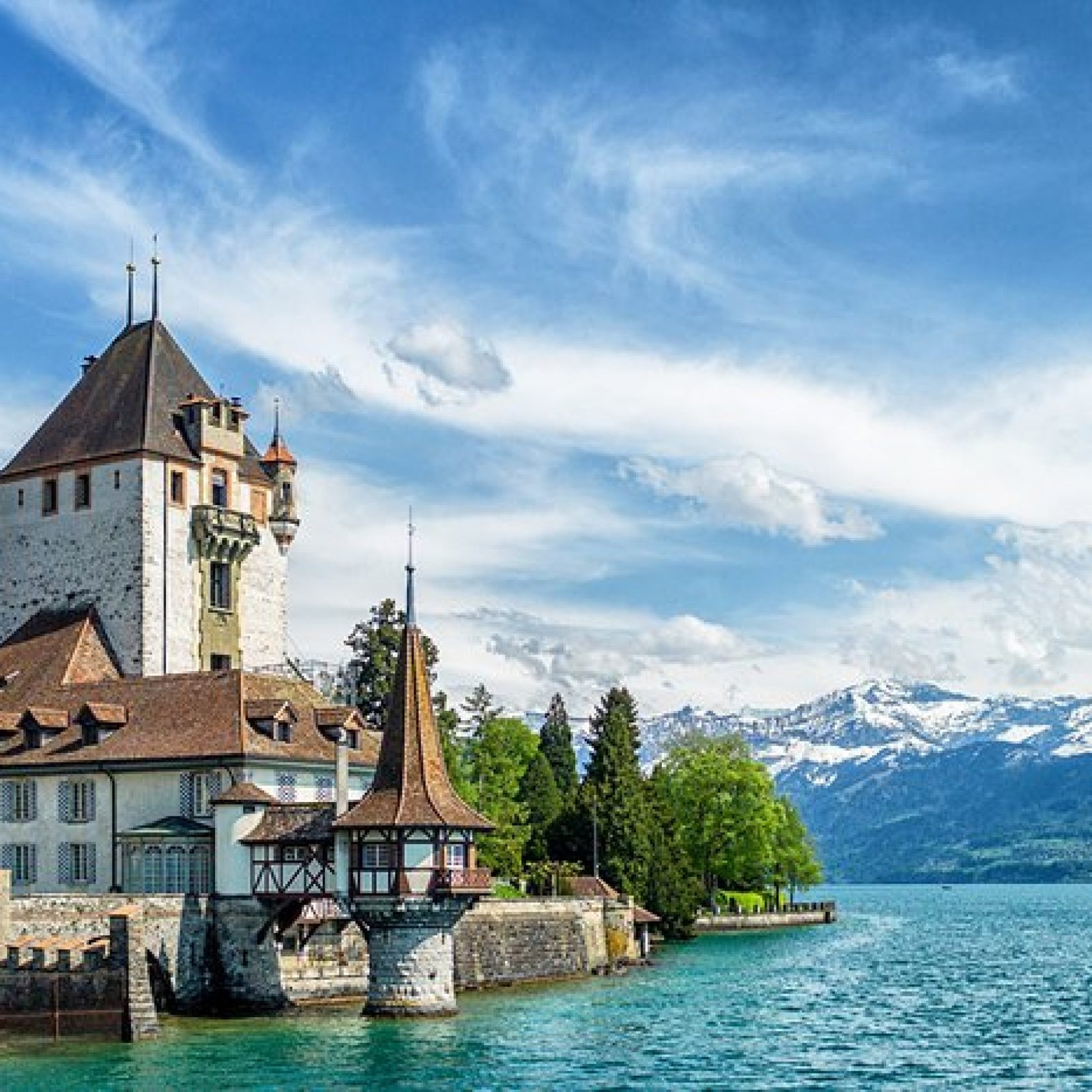 Oberhofen Castle
