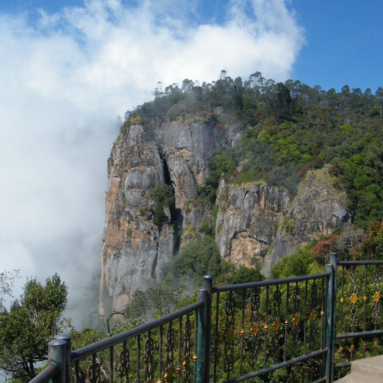 Pillar Rocks
