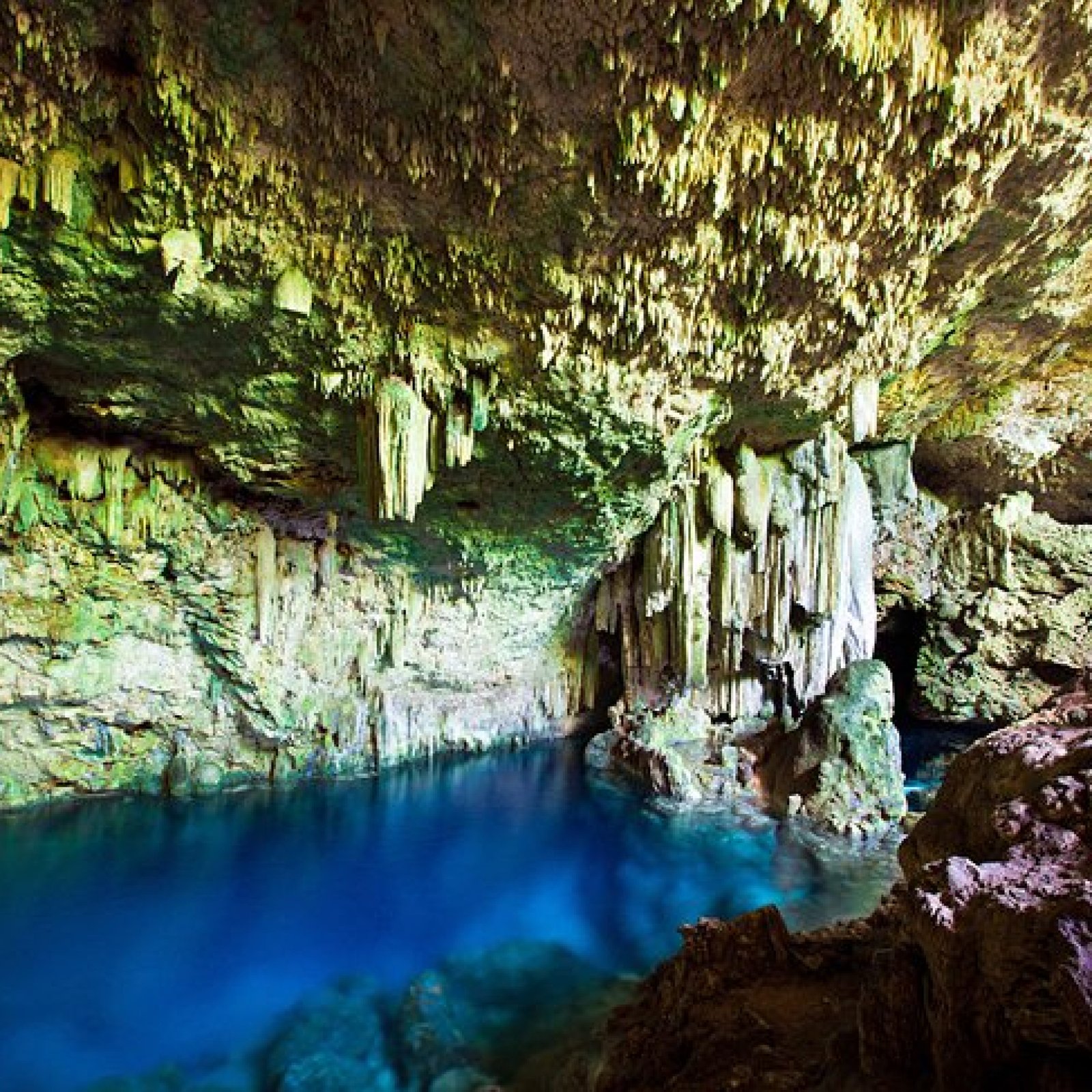 Saturno Cave
