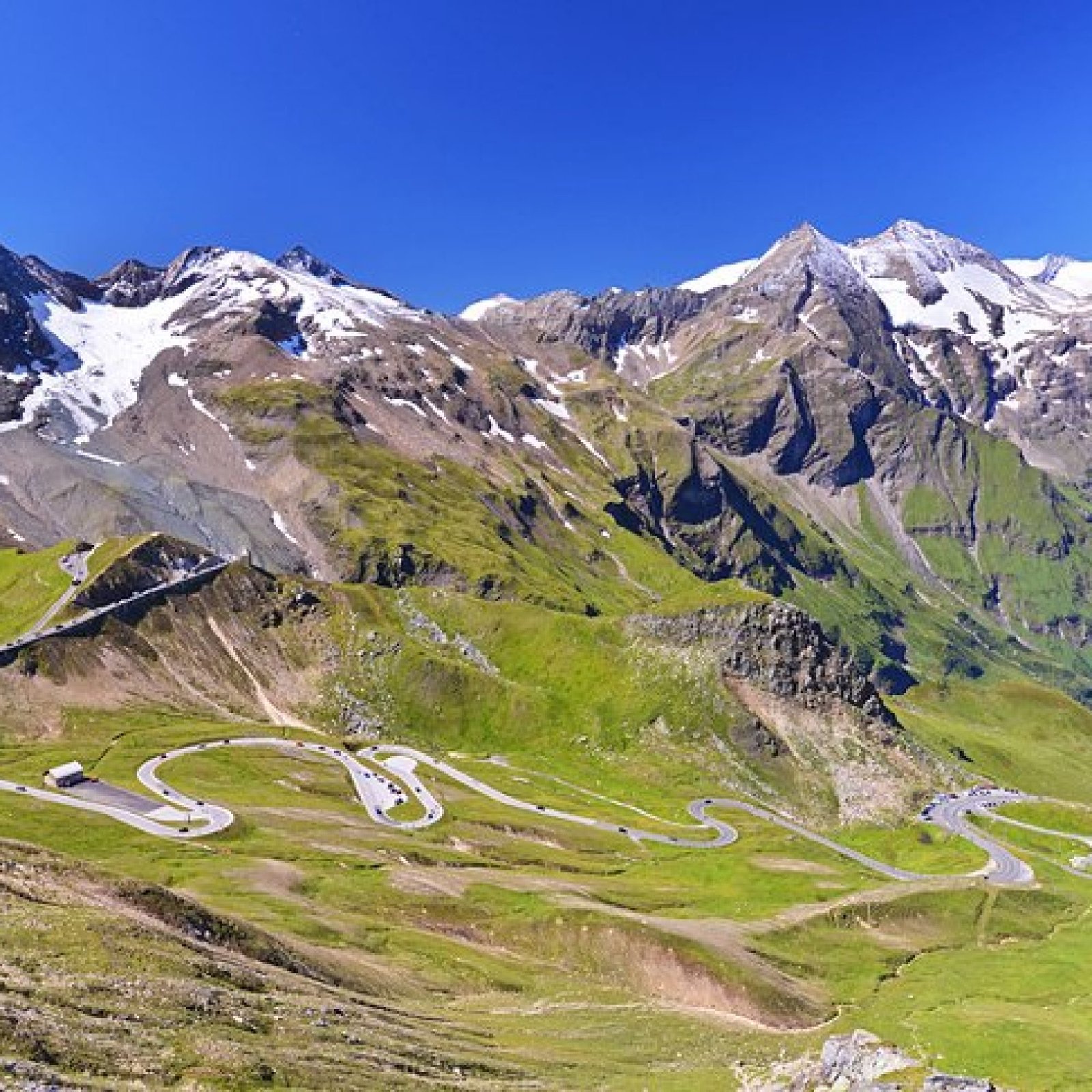 The Grossglockner Road to Franz-Josefs-Höhe